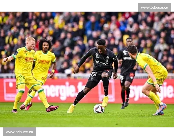 西甲联赛新篇章:争冠形势与新星崛起的多重考验